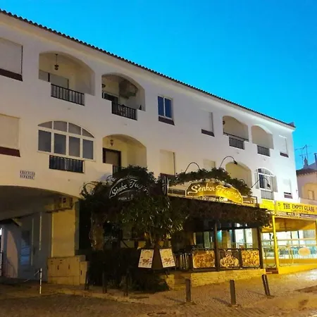 Apartment On The Strip Albufeira Exterior photo