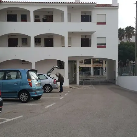 Apartment On The Strip Albufeira Exterior photo